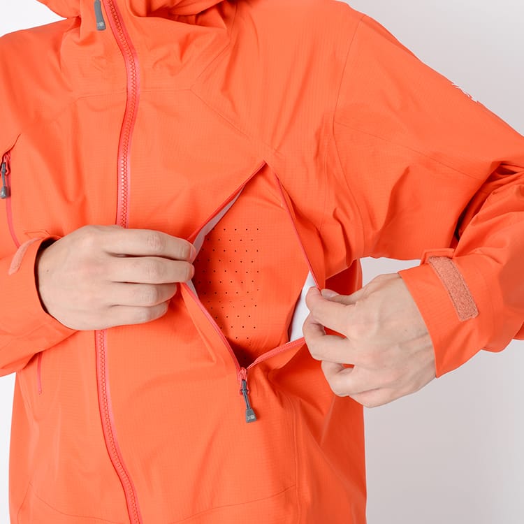 2019 秋 冬 】最新おすすめ 登山 の 服装,装備 はこれだ！